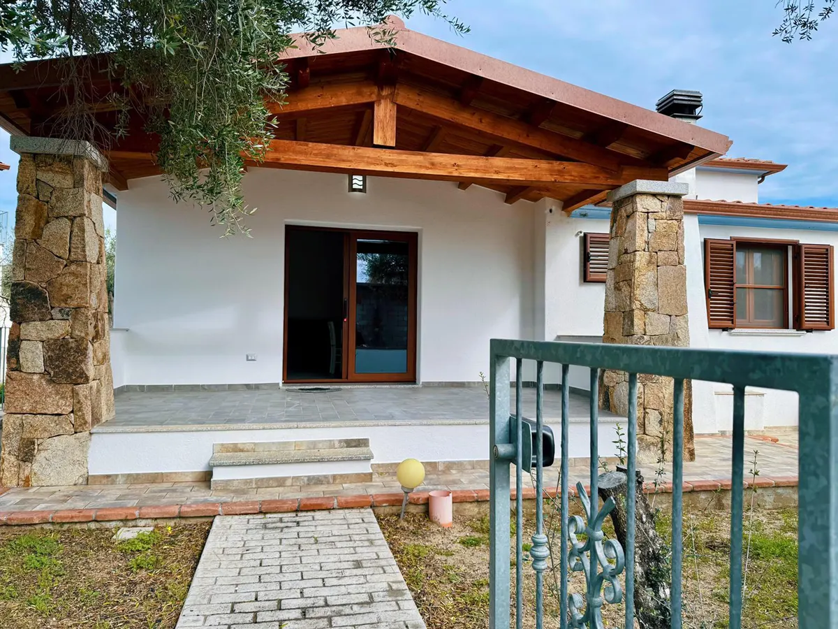Casa Vacanze Sas Enas - Appartamento con veranda a Posada, foto 1