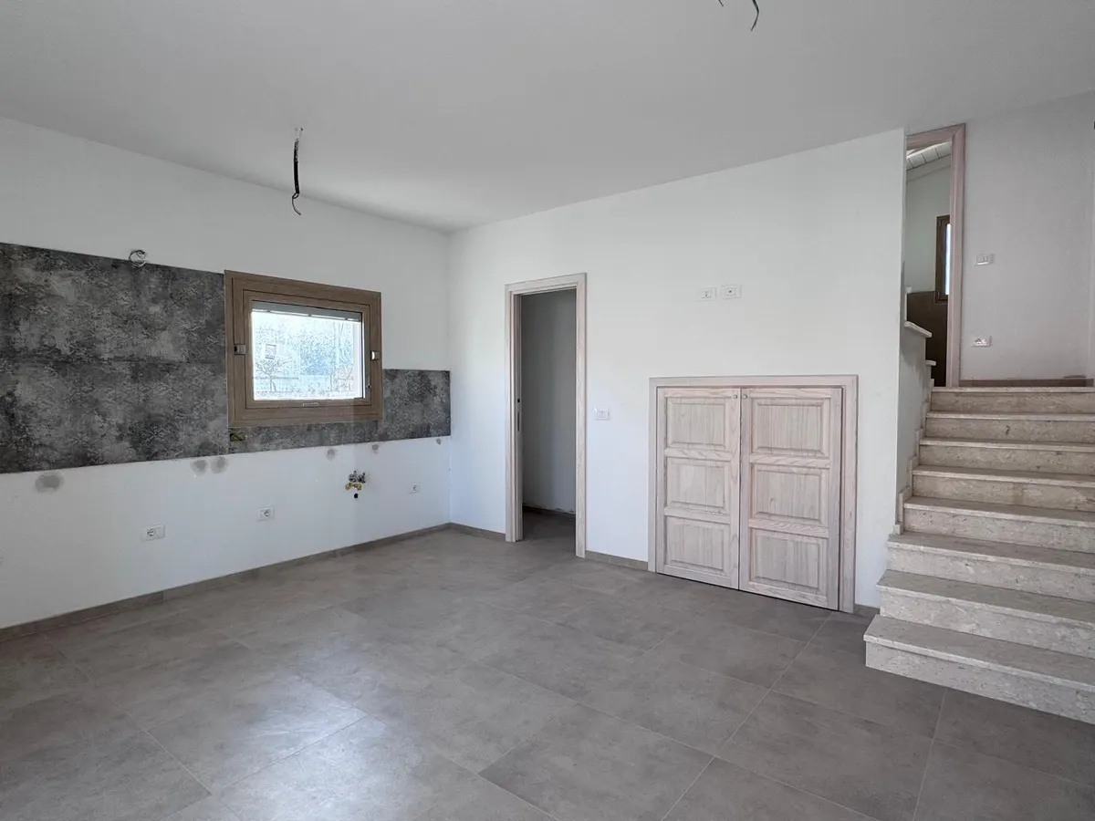 Villetta bifamiliare con giardino a San Giovanni, Posada, foto 1