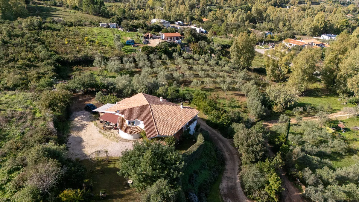Villa indipendente con un ettaro di terreno a Siniscola, foto 2