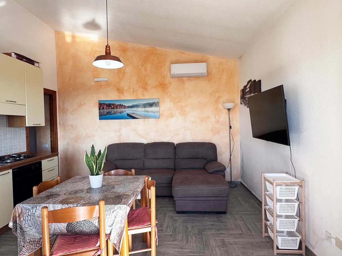 Appartamento vista mare con corte privata a La Caletta, foto 4