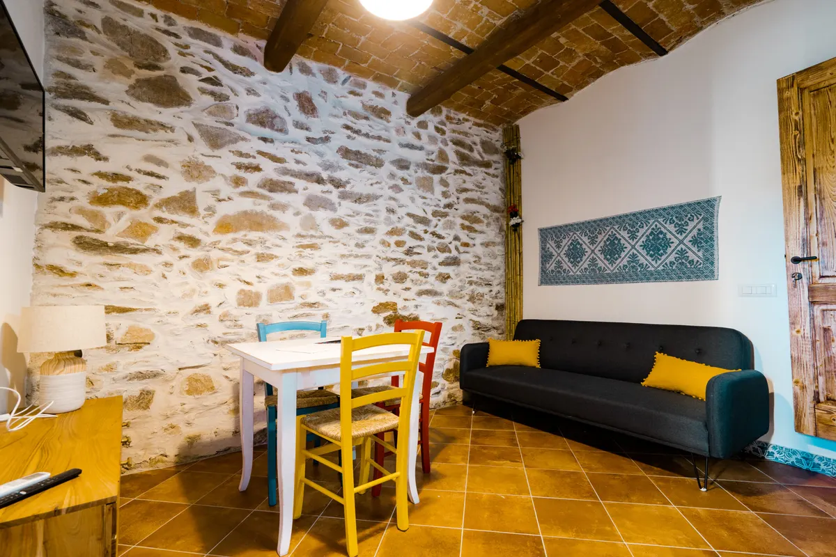 Loft Casa Raimonda 3 - nel cuore del centro storico di Posada, foto 2