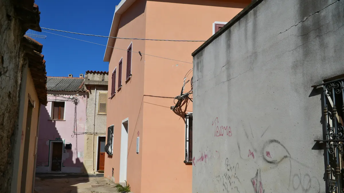 Casa indipendente da completare in centro a Siniscola, foto 2