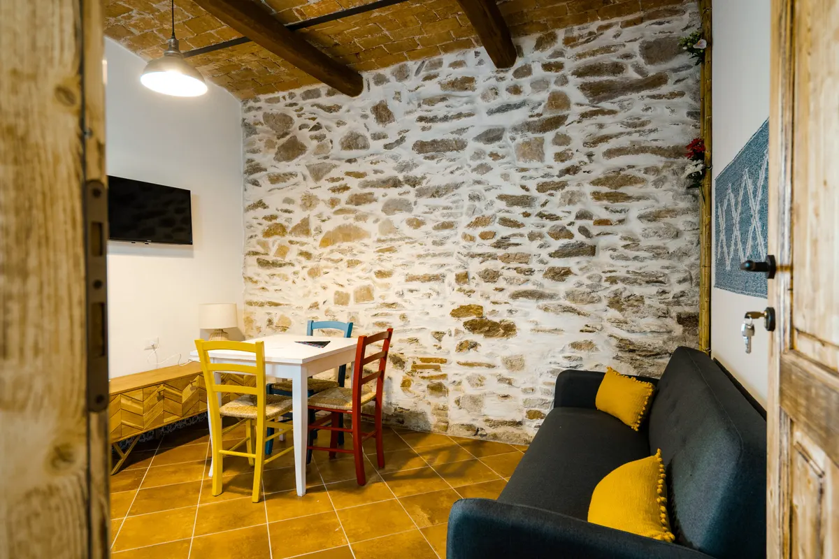 Loft Casa Raimonda 3 - nel cuore del centro storico di Posada, foto 4