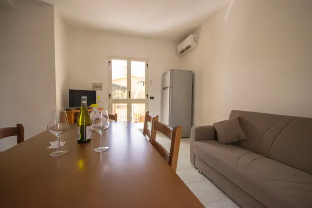 Appartamento "Sogni d'Estate" a San Teodoro con terrazza e barbecue, foto 4