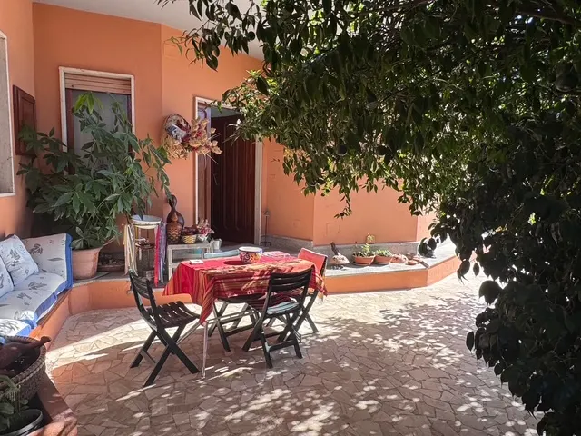 Casa bifamiliare libera su tre lati a Siniscola, foto 1