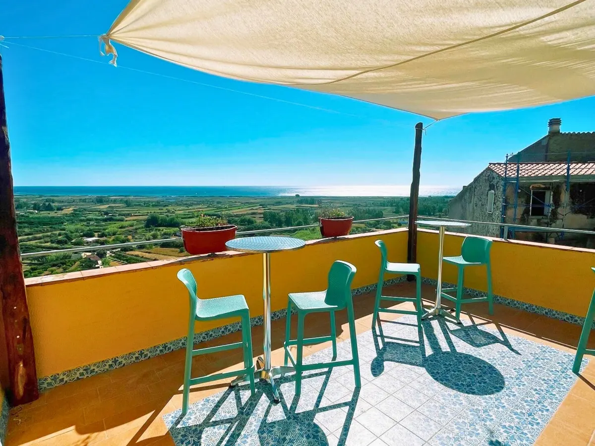 Loft Fora e Muros 6 - camera con vista mare nel centro storico di Posada, foto 2