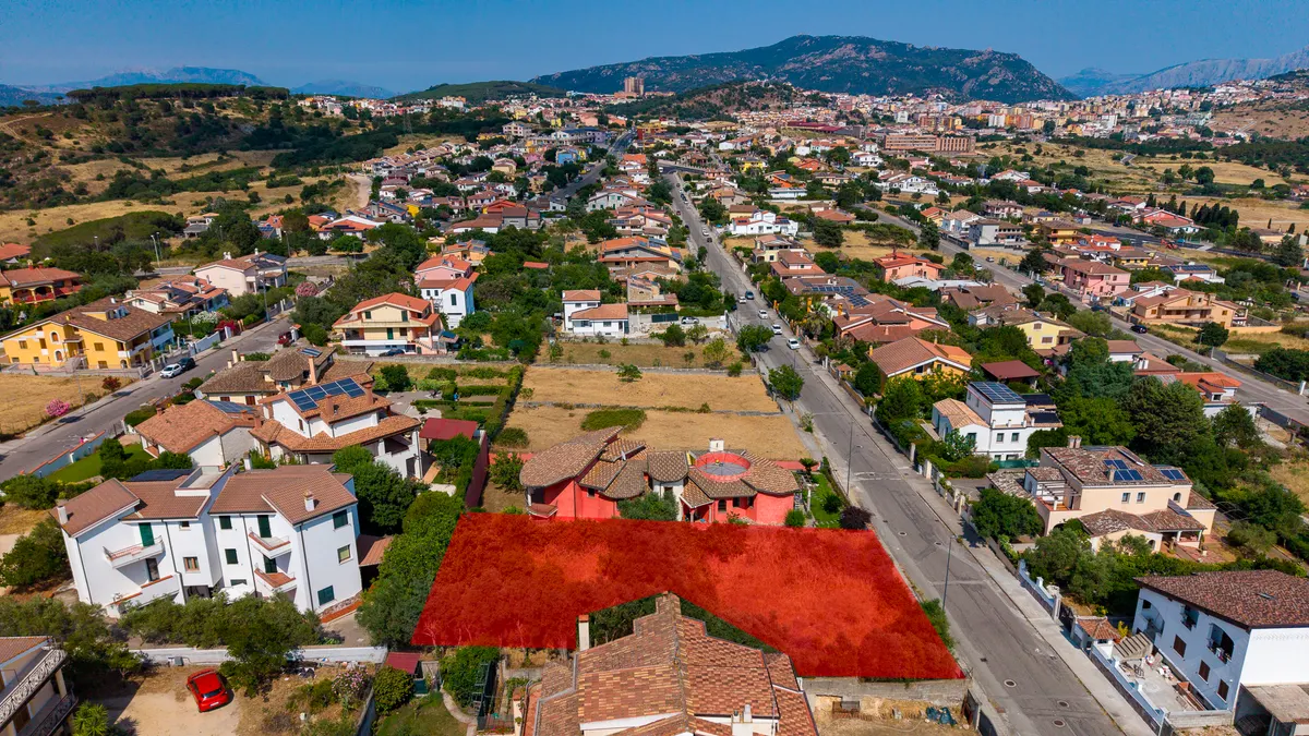 Terreno edificabile a Nuoro, zona Città Giardino, foto 3